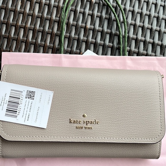 Kate spade ♠️ - Picture 4 of 5
